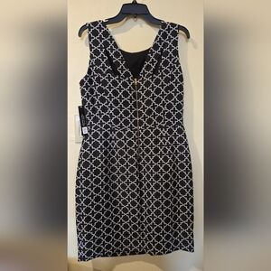 12P Tahari Dress, NWT, Black/White print.